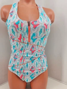 SOYBU CATALINA EINTEILER BADEANZUG T-RÜCKEN RUNDHALSAUSSCHNITT REISSVERSCHLUSS AUSSCHNITT BLAU MULTI Gr. SMALL - Bild 1 von 13