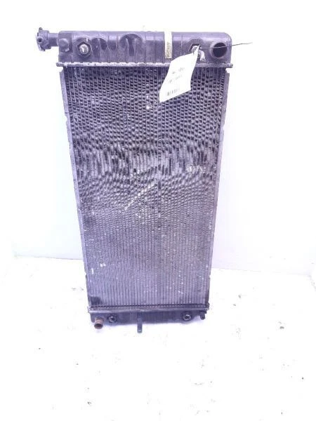 Radiador sin CA 96-00 CHEVROLET 2500 PICKUP 52481442 Foto 1 de 4