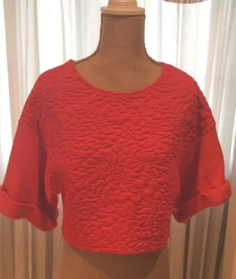 H&M HERMOSO TOP CORTO NARANJA BRILLANTE, BONITO DISEÑO DE PANQUEQUE EN LA PARTE DELANTERA, GRAN ASPECTO, Foto 1 de 4