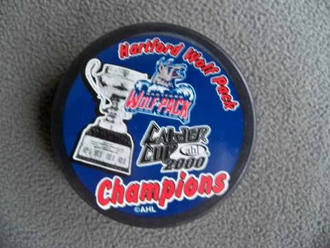 HARTFORD WOLF PACK 2000 Calder Cup Champions AHL Hockey Puck - 13596 Cover