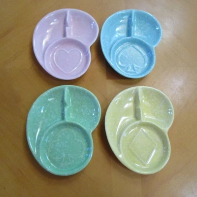 Vintage Shawnee Pottery Bridge Ashtray Set Of 4 - Heart Spade Club & Diamond Des - Image 1 of 4