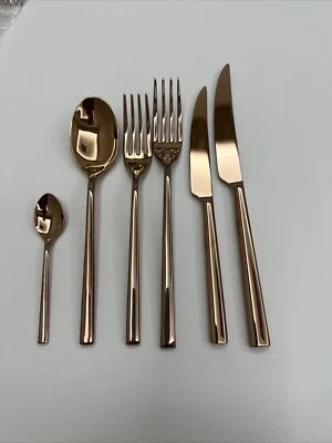 Salvinelli Besteck Edelstahl Forge’ Farbe Kupfer 36 Teile Komplettservice x 6 Neu - Bild 1 von 4