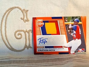 Jonathan Moya 2022 Panini Elite Extra Orange Patch Auto #'d/149 DMS-JM🇬
