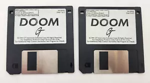 DOOM (1993) GAME SHAREWARE - 2 3.5" Floppy Disk Only Untested - Picture 1 of 4