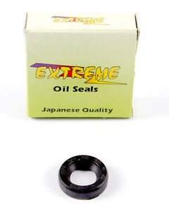 Clutch Arm Rod Oil Seal For Yamaha XJ 550 (UK Model) 1982 - Picture 1 of 1