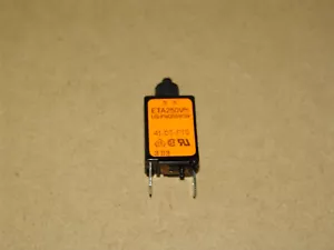 ETA 41-06-P10 3 Ampere Leitungsschutzschalter - Bild 1 von 3