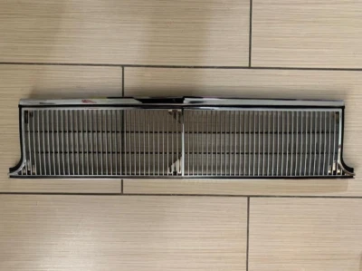 1985 GRILLE CHROME/BLACK BUICK CENTURY  25517776 Foto 1 de 2