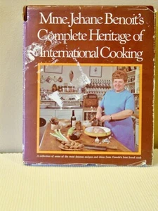 MME. JEHANE BENOIT'S COMPLETE HERITAGE OF INTERNATIONAL COOKING HARDBACK - Imagen 1 de 2