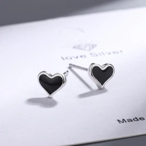 925 Sterling Silver Black Resin Love Heart Stud Earrings Gift - Picture 1 of 3