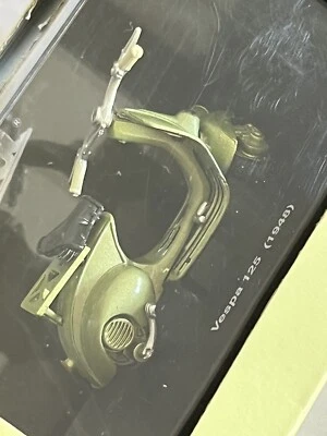 Vespa 125 1948 Green Diecast 1/32 Scale Scooter Moped Motorcycle NewRay NIB - Image 1 of 4