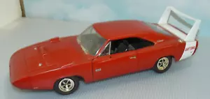 1/18, 1969 esquiva Daytona, falta la manija de la puerta de paso y el lado del buzo - Imagen 1 de 9