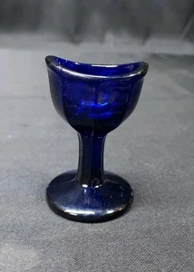 Vintage Cobalt Blue Glass Eye Wash Cup Pedestal 2.5" Tall Unmarked No Chips - Picture 1 of 3