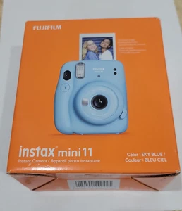 Fujifilm Instax Mini 11 analoge Sofortbildkamera – himmelblau - Bild 1 von 4