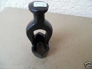 (n°204) old tool / Outil Ancien / Cordonnier / Bourrelier / Emporte Pièce Cuir - Picture 1 of 2