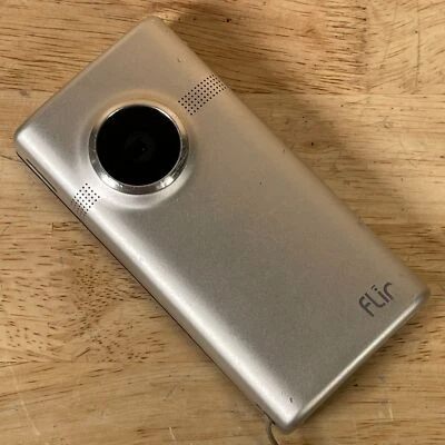 Flip Video MinoHD M2120 Pocket Camcorder Silver 2" LCD High Definition For Parts - Image 1 of 4