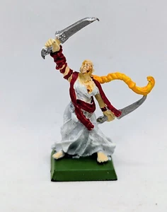 Warhammer Fantasy Mordheim Sigmarite Sisters Of Sigmar Augur Metal OOP - Painted - Picture 1 of 3