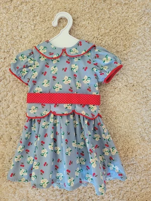 Muñeca American Girl Emily Bennett Meet vestido y percha histórica EX Foto 1 de 3