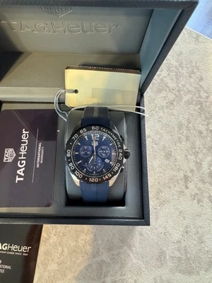 Reloj TAG Heuer Formula 1 Cronógrafo Cuarzo Azul Goma CAZ101AV.FT8077 Foto 1 de 4