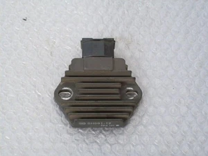 REGOLATORE DI TENSIONE (SH691-12) PER HONDA FES 250 FORESIGHT DEL 2000 (e19393) - Imagen 1 de 1
