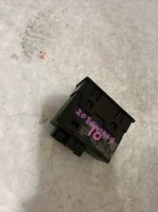 2020 CHEVROLET EQUINOX MEDIA HUB USB TYPE C PRISE PORT PRISE OEM - Photo 1 sur 8