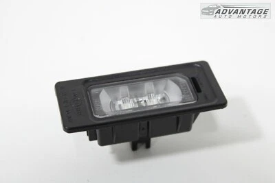 AUDI Q5 2013-2017 TRASERO IZQUIERDO O DERECHO MATRÍCULA LUZ LÁMPARA OEM Foto 1 de 4