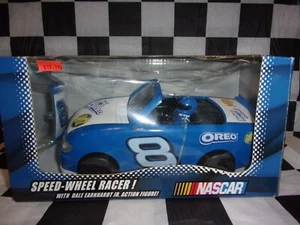 Dale Earnhardt Jr #8 Oreo Ritz 2004 Speed-Wheel Racer w/ Action Figure - Picture 1 of 6