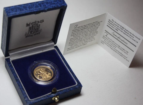 1984 Great Britain £1 Proof Half Sovereign w/ OGP & CoA [122GRA] Cover