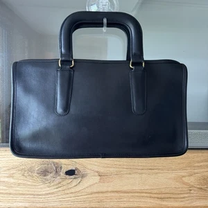 Borsa a tracolla Coach vintage slim in pelle nera 9934 made in NYC - Foto 1 di 13