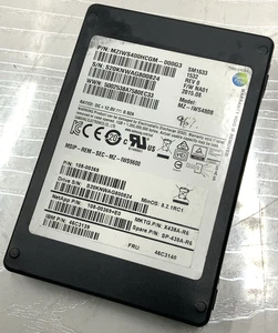 Samsung 400GB 12Gb/s SAS 2.5" SSD | MZIWS400HCGM-000G3, SM1633 (NA01) - Picture 1 of 4