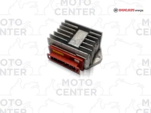 REGOLATORE DI TENSIONE DUCATI PONTE 12V. / 28 A. PIAGGIO VESPA PE 200 VSX1T C/F - Foto 1 di 1