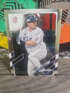 2021 Topps Chrome NPB Takeya Nakamura #30 Lions - Picture 1 of 5