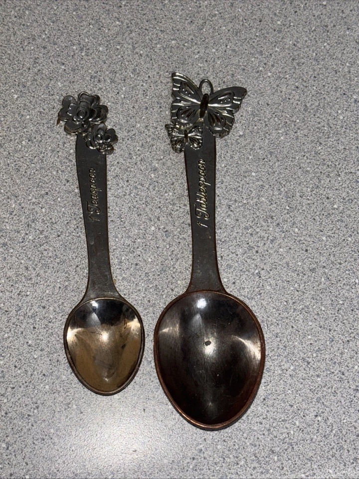 Pioneer Woman Metal Measuring Spoons Butterfly TBLSP Flower TSP - Image 1 of 4