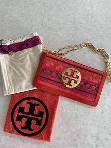 Tory Burch Stiched Leather Fold Over Clutch Shoulder Bag Gold Chain Strap - Picture 1 of 10