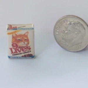 Vintage Box of 9 Lives Cat Food 1:12 Scale Miniature Dollhouse Food Mini - Picture 1 of 5
