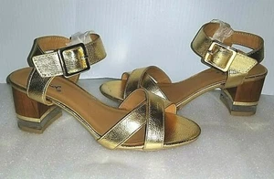 Qupid Woman Platform Sandals Size 6 Crisscross Metallic Gold Faux Leather New - Picture 1 of 12