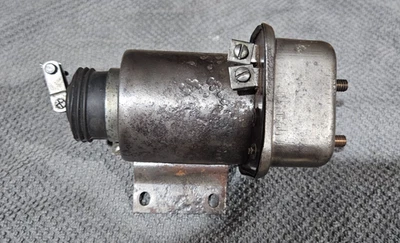 1942 - 1948 Oldsmobile Buick Cadillac Delco 6 volt starter solenoid 1118109 - Image 1 of 4