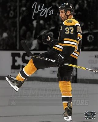 Foco de celebración autografiado firmado por Patrice Bergeron Boston Bruins 8x10 Foto 1 de 2