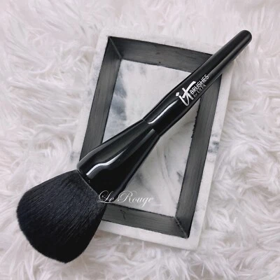 IT Cosmetics Heavenly powder brush * huge super soft setting powder brush NEW - Image 1 of 4