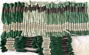 Lote de 56 Hilos de Algodón Mouline Stickwist Trenzado Anchor Serie 210 Tono Verde - Imagen 1 de 8
