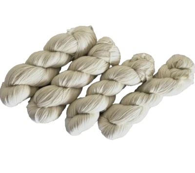 1kg Undyed Knitting Wool Yarn Merino Machine Wash Dry DK Double Knit Easy Care - Image 1 of 4
