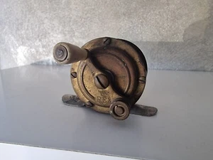 Ancien Mini Moulinet De Pêche rex de Laiton ou Bronze - Picture 1 of 7