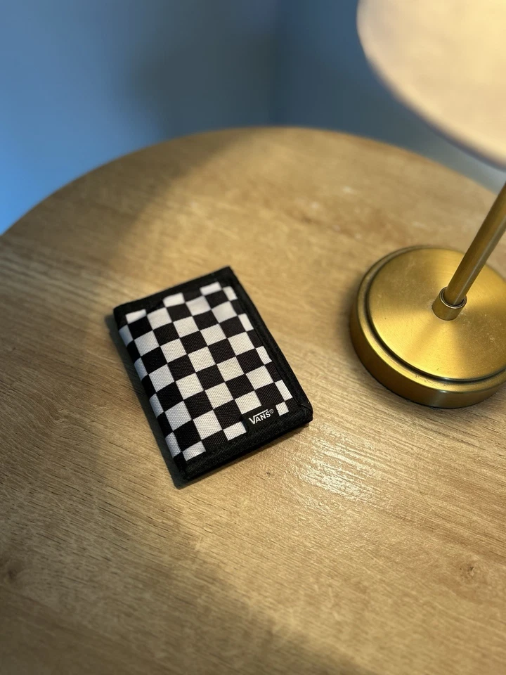 Cartera clásica VANS a cuadros blanca y negra triple pliegue a cuadros nueva sin etiquetas Foto 1 de 4