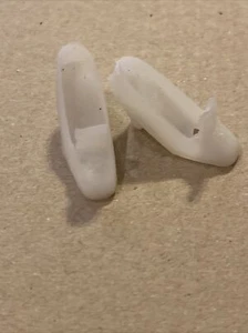 Barbie Doll Clone White Pilgrim Heels / Shoes ~ Vintage 1960's - Imagen 1 de 5