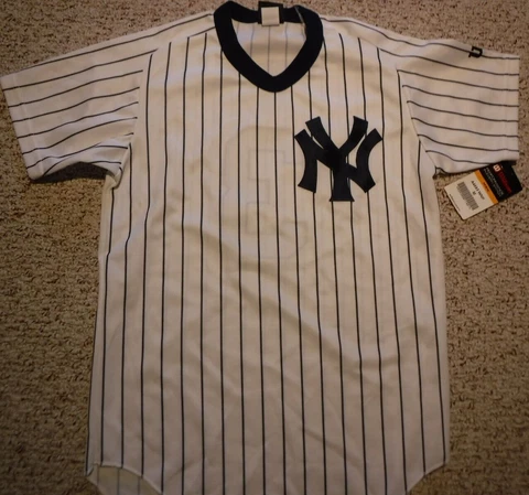 NEW YORK YANKEES BABE RUTH  #3 JERSEY VINTAGE WILSON WITH TAGS SIZE MEDIUM Cover