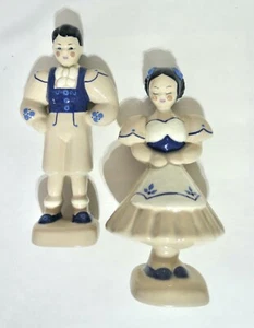 Unmarked Vintage Kay Finch German Swiss Figurine Pair In Blue And Linen White - Picture 1 of 8