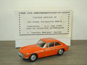 1973 MGB-GT V8 - Matchbox Dinky DY - 30th Anniversary - 1:43 in Box *66023 - Bild 1 von 3