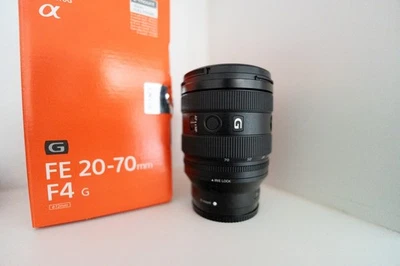Sony FE 20-70mm F4 G Lens (SEL2070G) - near mint condition - image 1 of 4