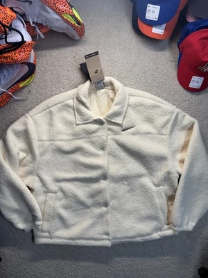Nike Ropa Deportiva Mujer Talla M Nike Cuello Sherpa Chaqueta 'Leche de Coco' Peluche Foto 1 de 4