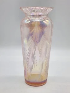 SILVESTRI Iridescent Pink Pulled Feather Art Glass Vase - 7" - Picture 1 of 11