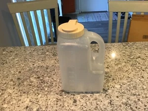 Rubbermaid Eine Gallone 4 Quart Servier Sparer Krug/Krug mit Mandel Flip Top Deckel - Bild 1 von 5